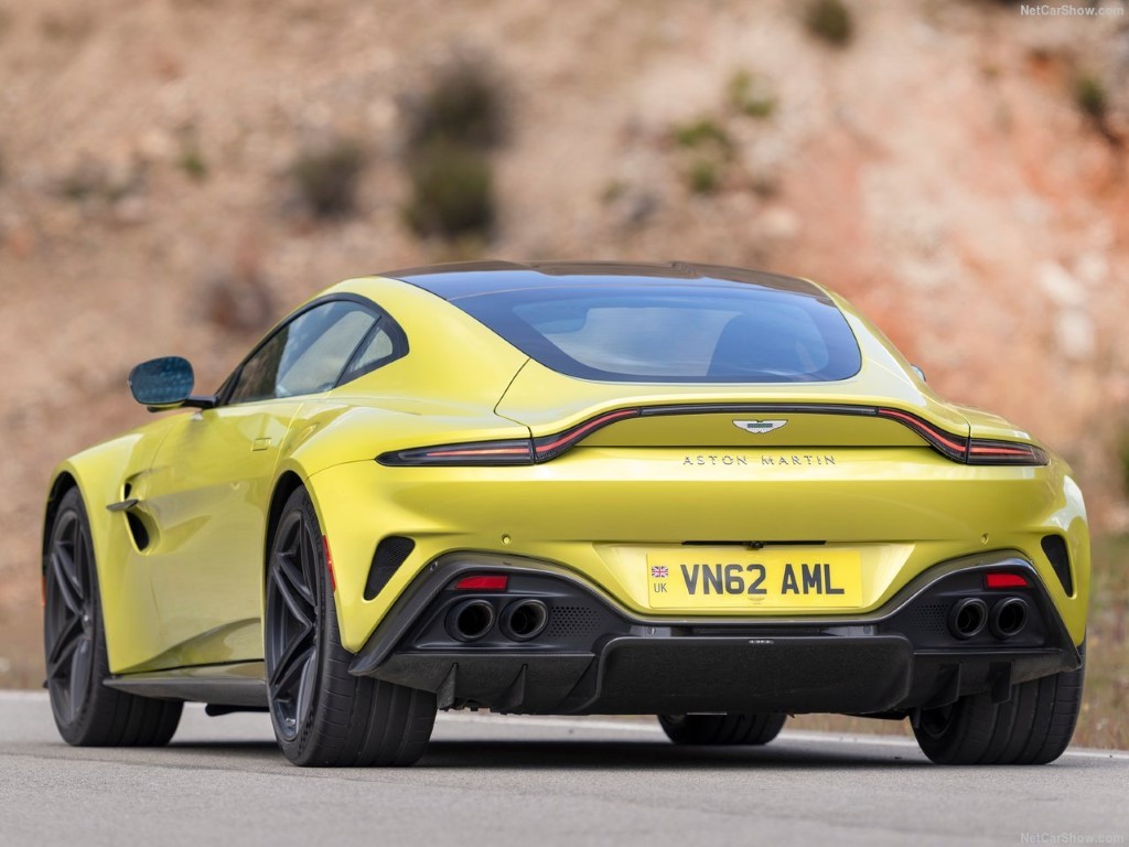 Aston Martin Vantage 4.0 V8